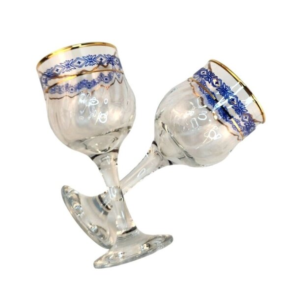 Steamed Wine Glasses Blue Floral Diamond & Gold Rim Design, Swirl Glass - Picture 9 of 10